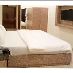 Hotel Blue Palace By Wb Inn